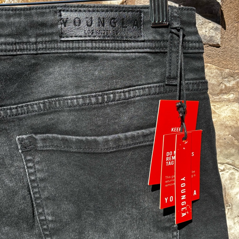 NWT YoungLa Men’s Jeans Faded Black Size 32x30 Zipper Leg Slim Fit - Picture 8 of 10